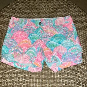 LIKE NEW LILLY PULITZER Shorts size 4